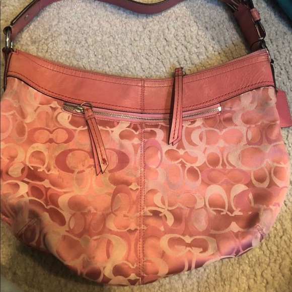 Authentic COACH shoulder bag - Picture 2 of 2
